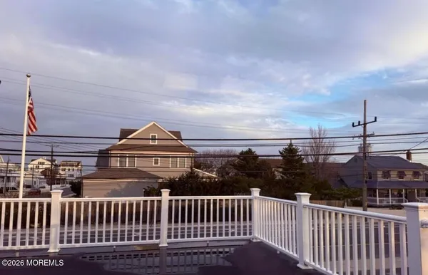 $950,000 | 545 Highway 35, Normandy Beach, NJ 08738