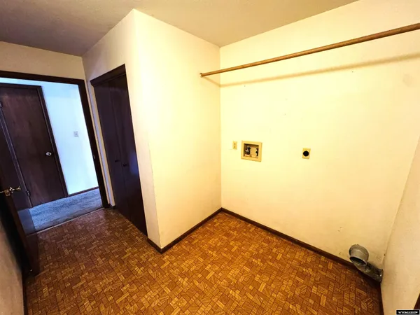 $327,500 | 2226 East I Street, Torrington, WY 82240