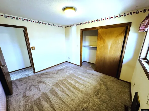 $327,500 | 2226 East I Street, Torrington, WY 82240