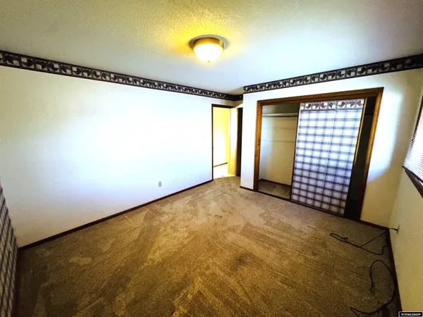 $327,500 | 2226 East I Street, Torrington, WY 82240
