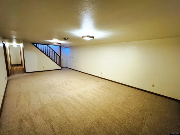 $327,500 | 2226 East I Street, Torrington, WY 82240