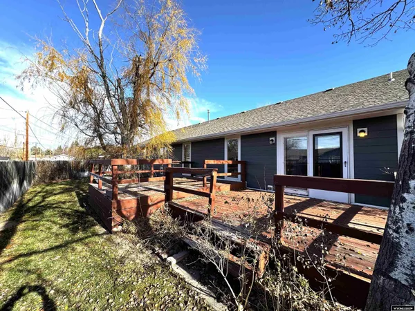 $327,500 | 2226 East I Street, Torrington, WY 82240