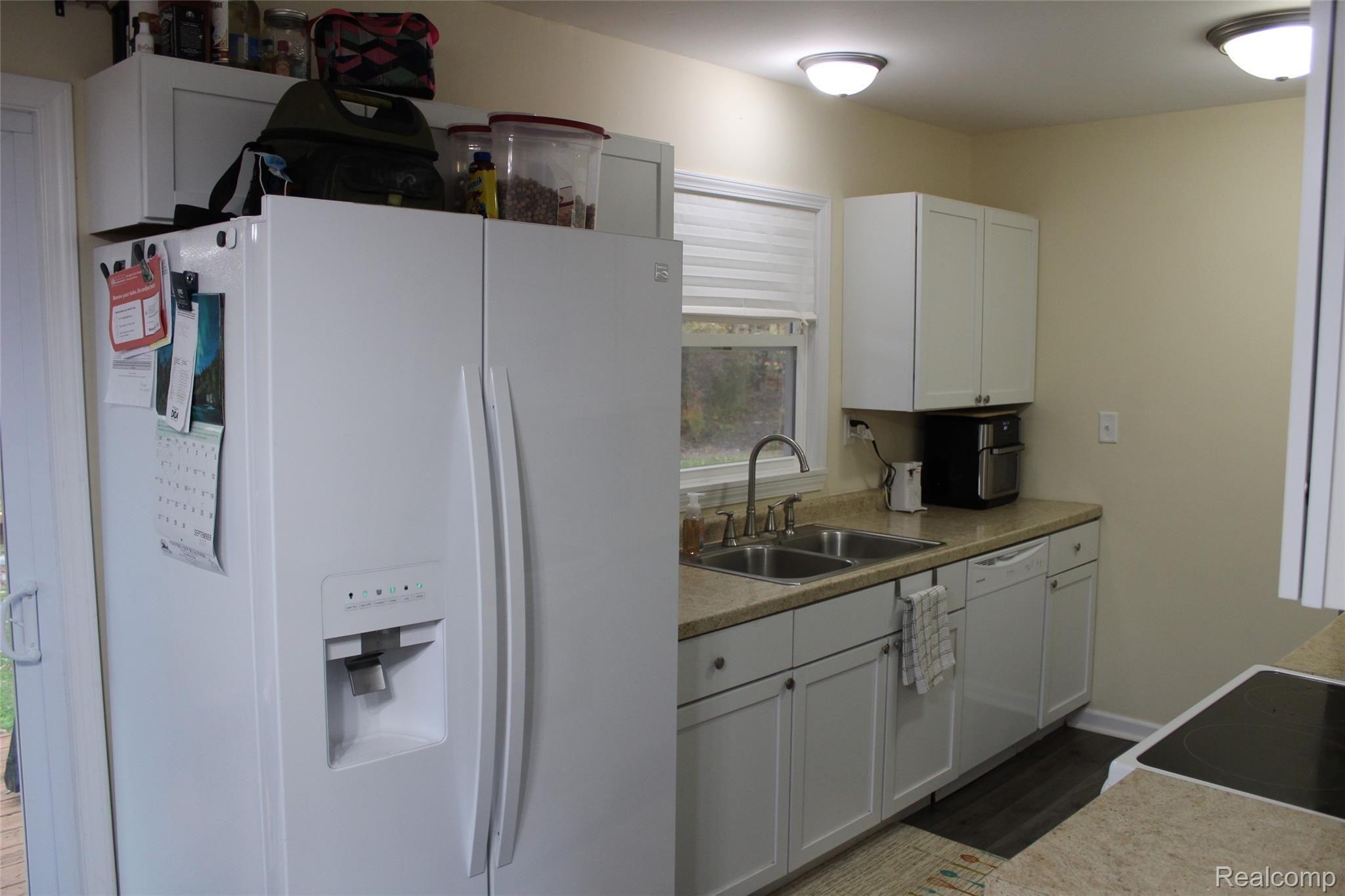 13580 E Road Montrose, MI 48457 - Photo 9 of 42 IMG_3844.JPG