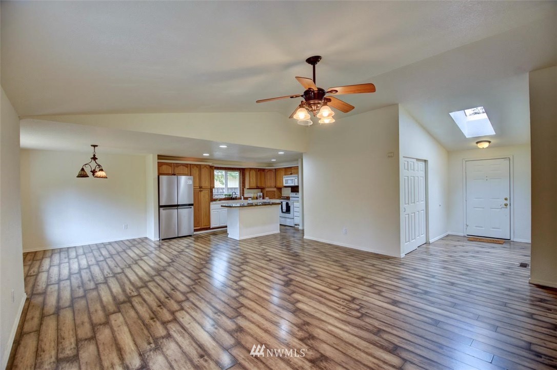 5936 Danials Loop Southeast Lacey, WA 98513 - Photo 2 of 22 Gallery Image 2