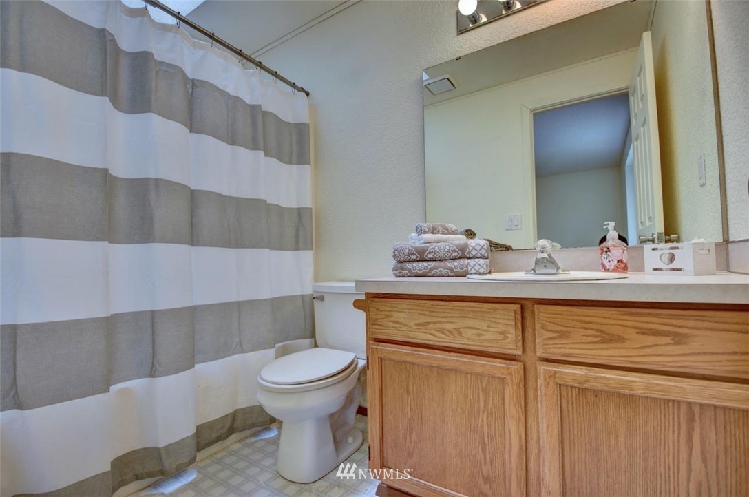 5936 Danials Loop Southeast Lacey, WA 98513 - Photo 12 of 22 Gallery Image 12