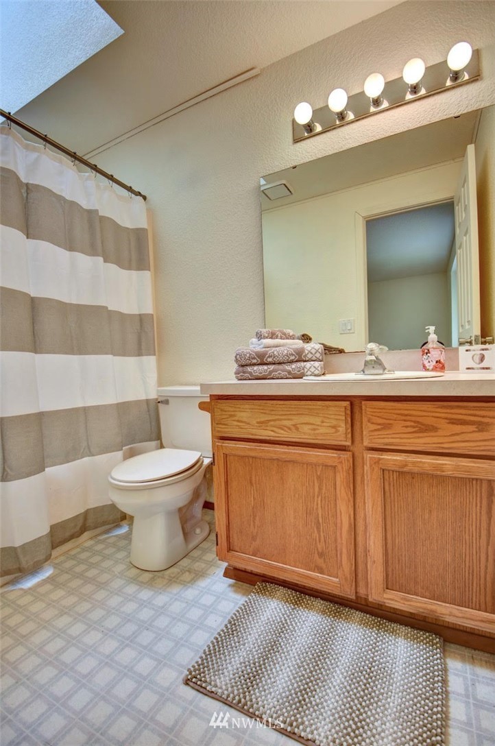 5936 Danials Loop Southeast Lacey, WA 98513 - Photo 13 of 22 Gallery Image 13