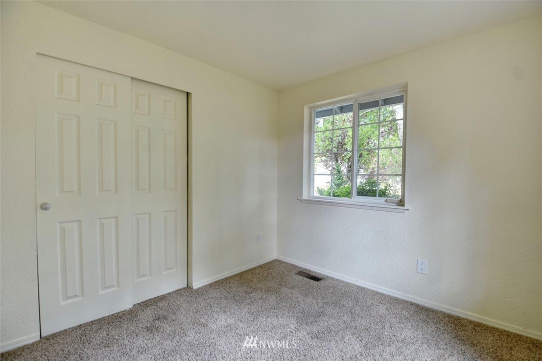 5936 Danials Loop Southeast Lacey, WA 98513 - Photo 17 of 22 Gallery Image 17