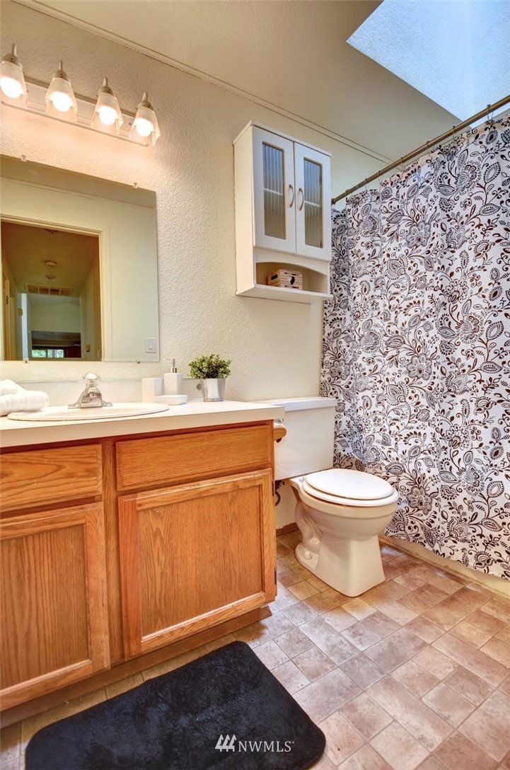 5936 Danials Loop Southeast Lacey, WA 98513 - Photo 18 of 22 Gallery Image 18
