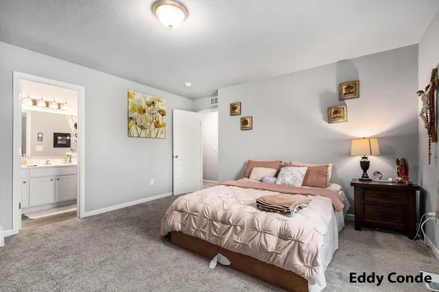 $409,900 | 6267 Vine Leaf Drive, Allendale, MI 49401