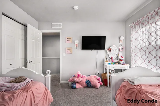 $409,900 | 6267 Vine Leaf Drive, Allendale, MI 49401