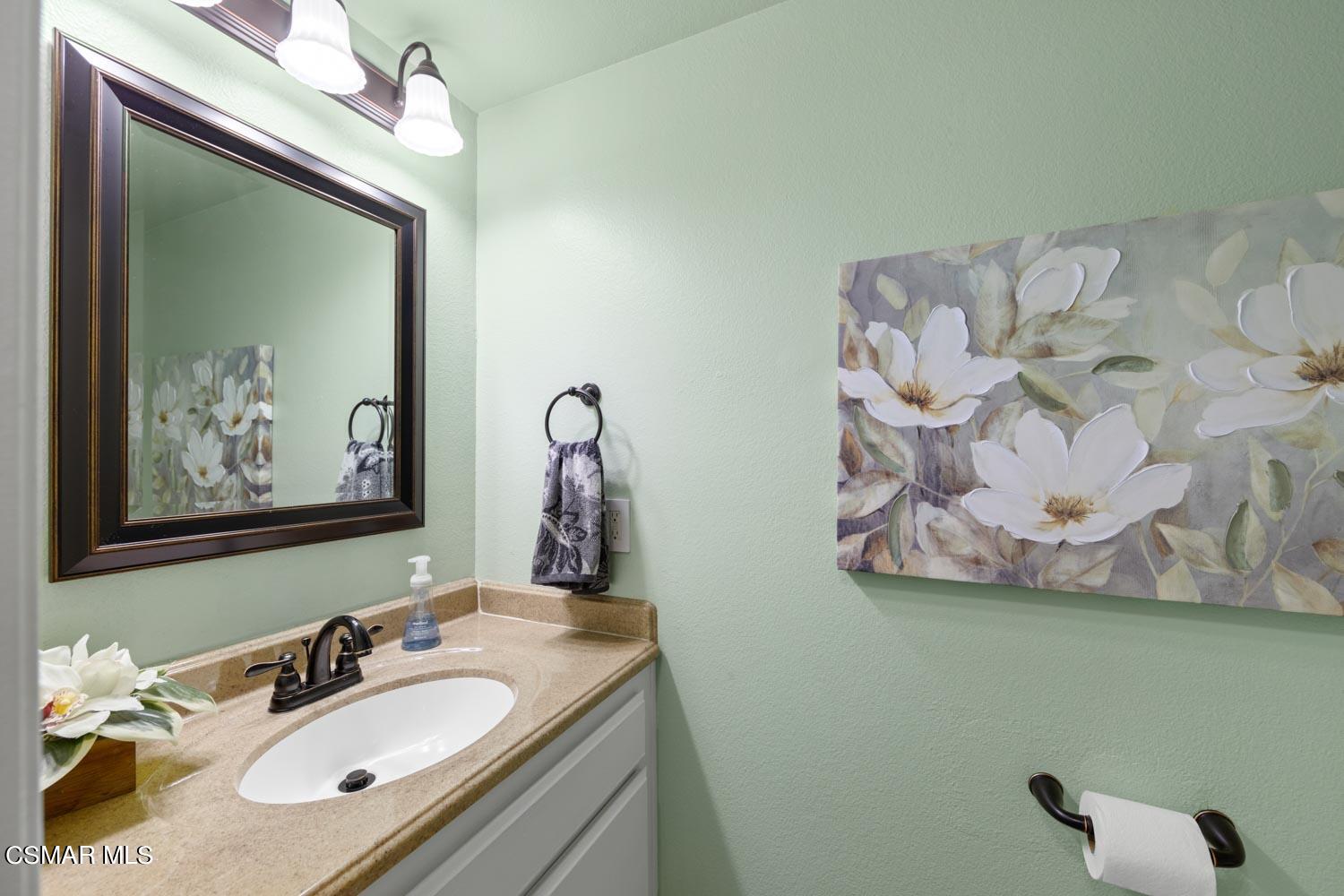 14988 Reedley Street, Unit B Moorpark, CA 93021 - Photo 11 of 26 14988-B Reedley-12