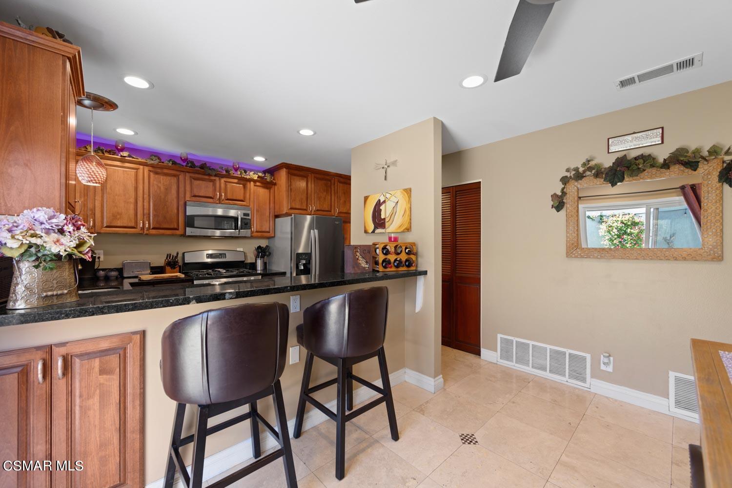 14988 Reedley Street, Unit B Moorpark, CA 93021 - Photo 9 of 26 14988-B Reedley-7