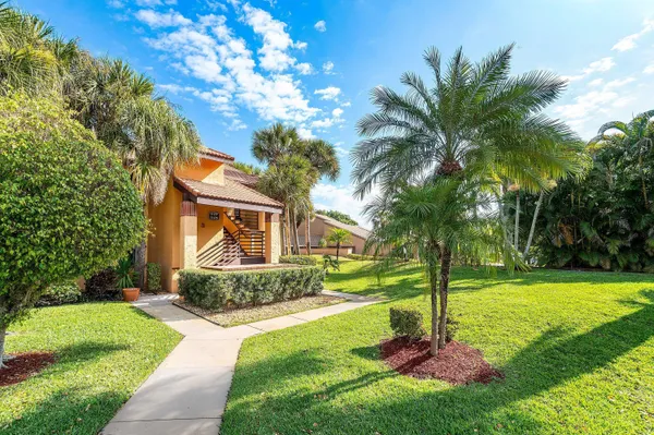 $3,000 | 11177 Aspen Glen Drive, Boynton Beach, FL 33437