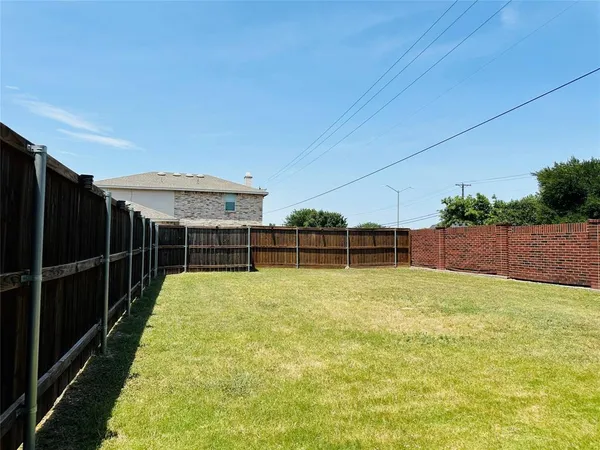 $3,195 | 765 Lowe Drive, Cedar Hill, TX 75104