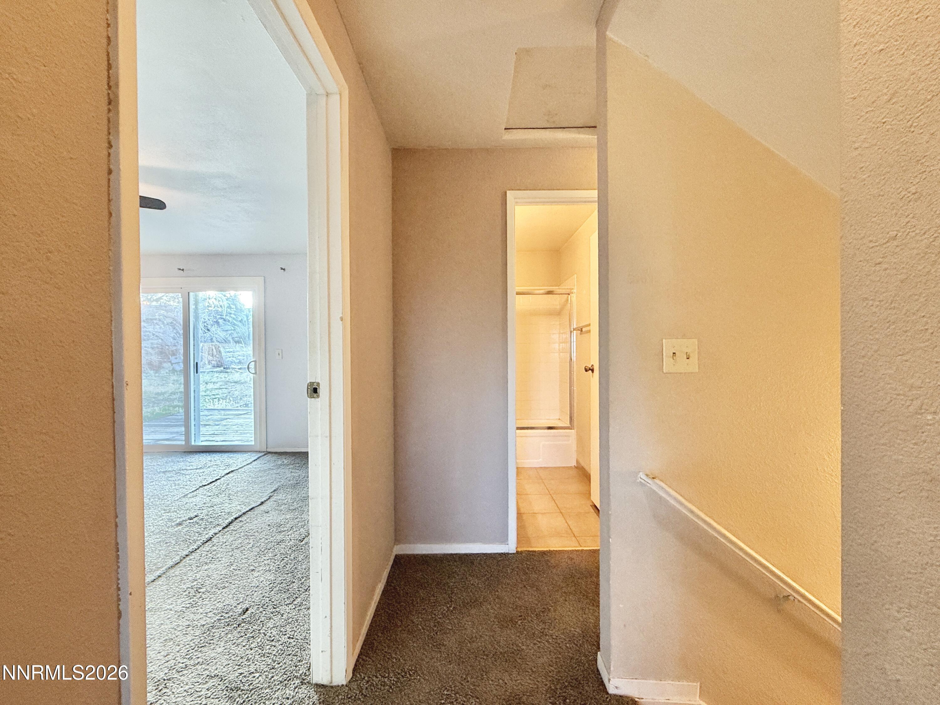 1095 Tudor Court Reno, NV 89503 - Photo 12 of 38 021