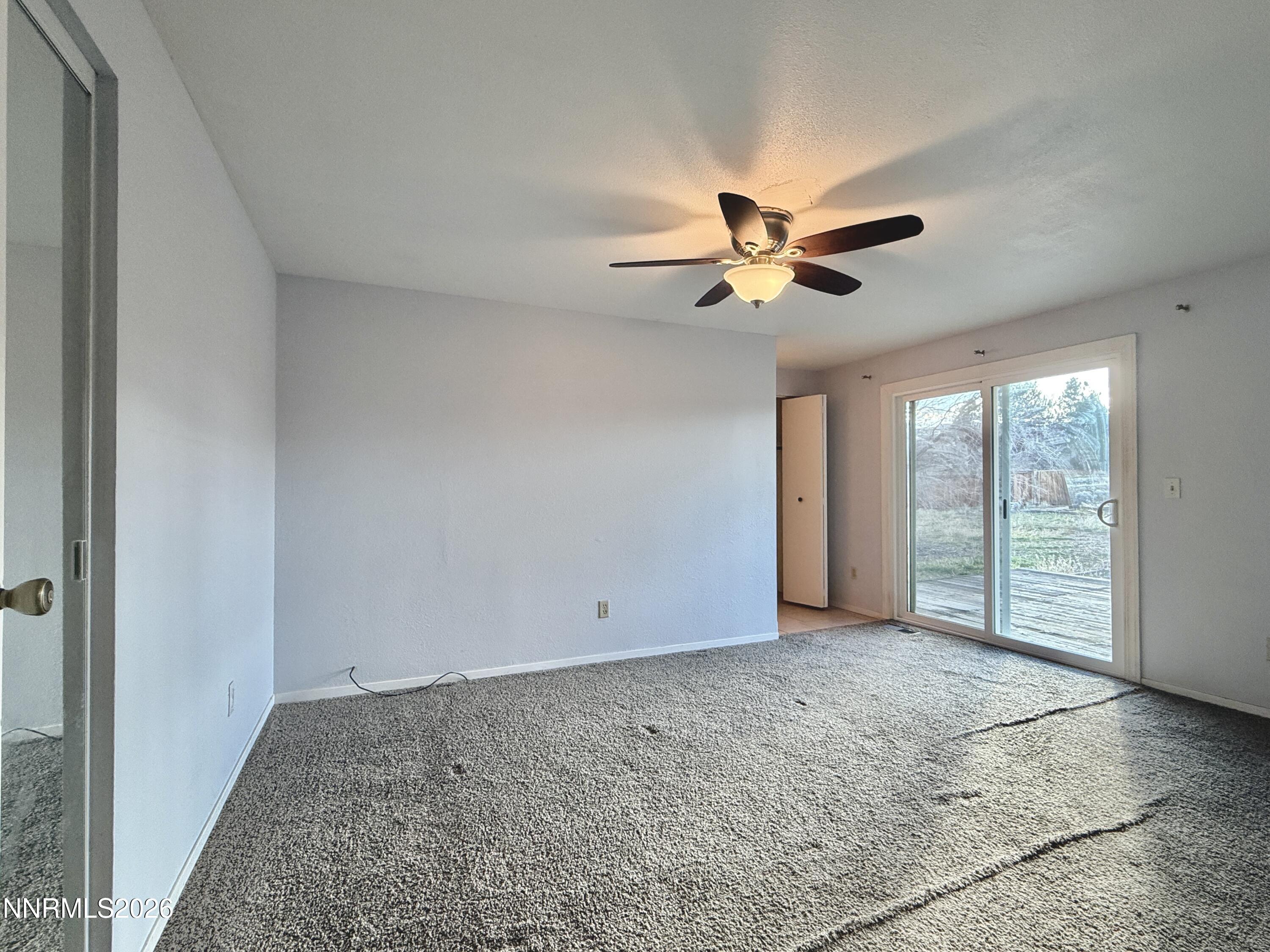 1095 Tudor Court Reno, NV 89503 - Photo 13 of 38 023