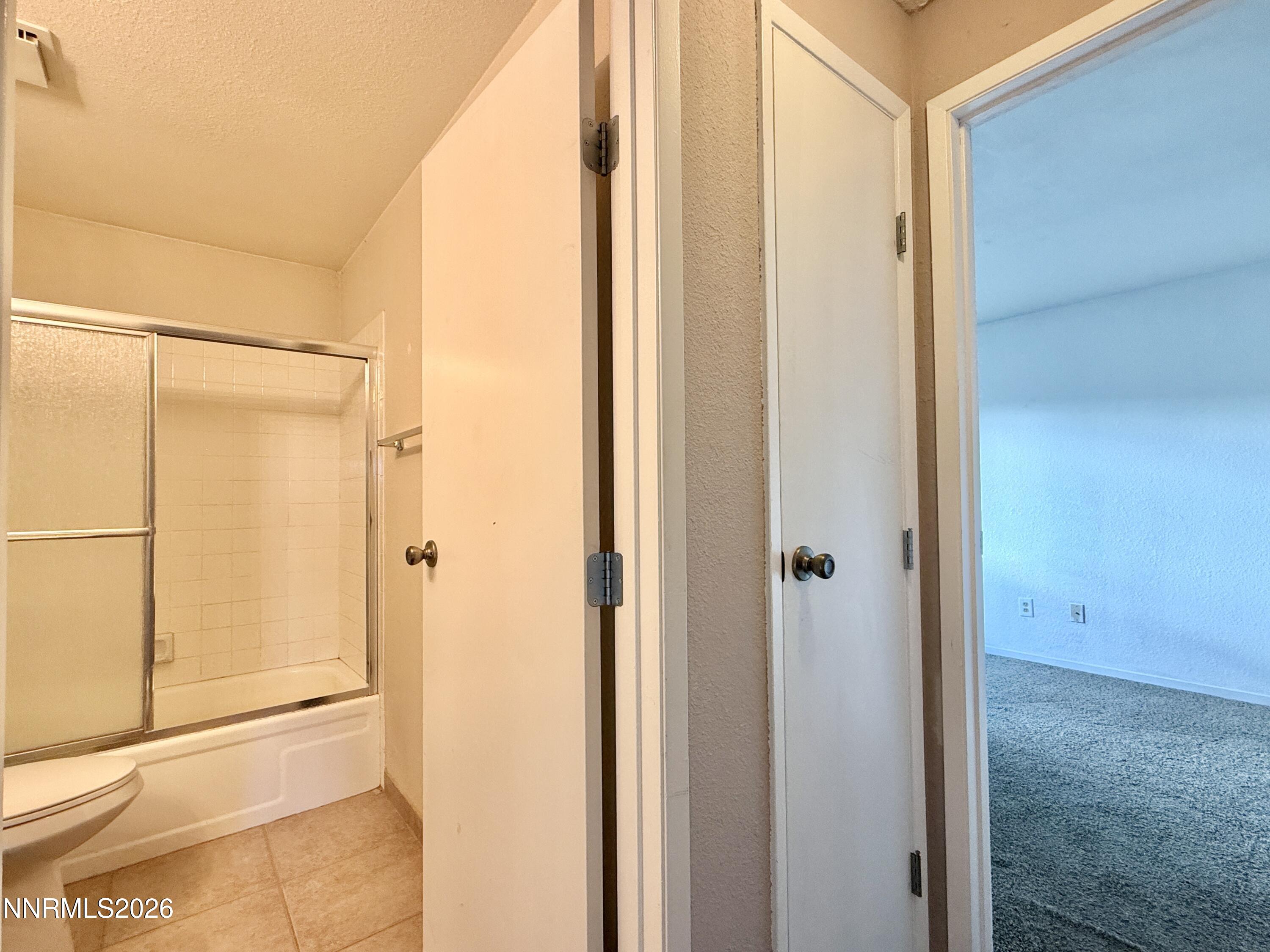 1095 Tudor Court Reno, NV 89503 - Photo 17 of 38 028a