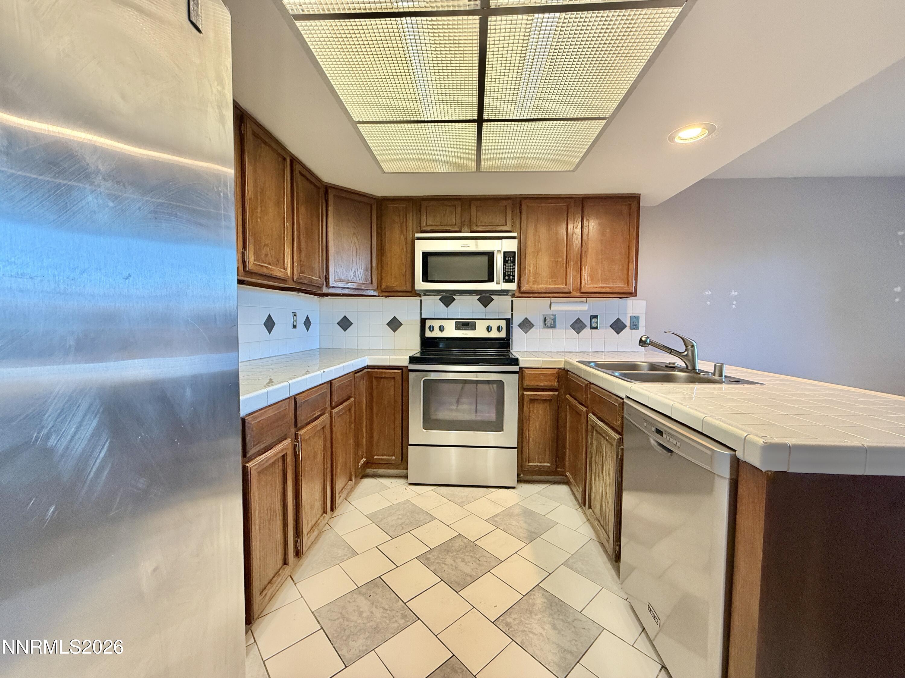 1095 Tudor Court Reno, NV 89503 - Photo 10 of 38 017