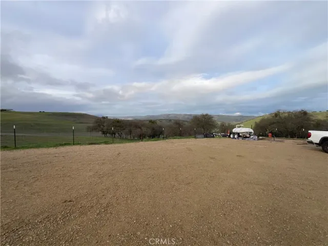 $402,800 | 21 Interlake Road, Bradley, CA 93426