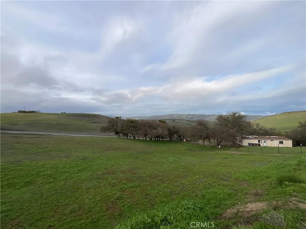 21 Interlake Road Bradley, CA 93426 - Photo 18 of 21 a view of an ocean and yard
