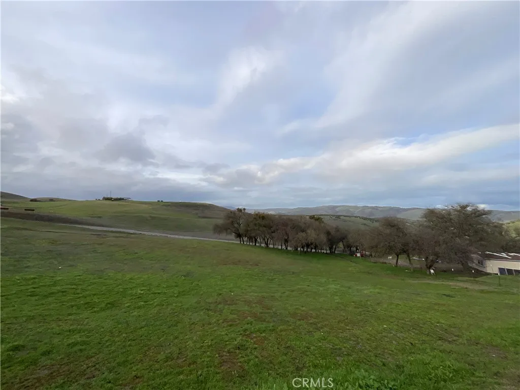 21 Interlake Road Bradley, CA 93426 - Photo 19 of 21