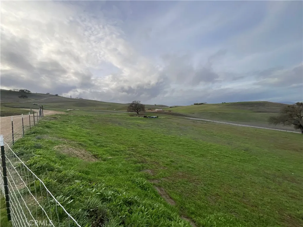 21 Interlake Road Bradley, CA 93426 - Photo 21 of 21