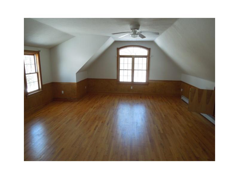 330 Holmes Road Scarborough, ME 04074 - Photo 7 of 20 Great Room.
