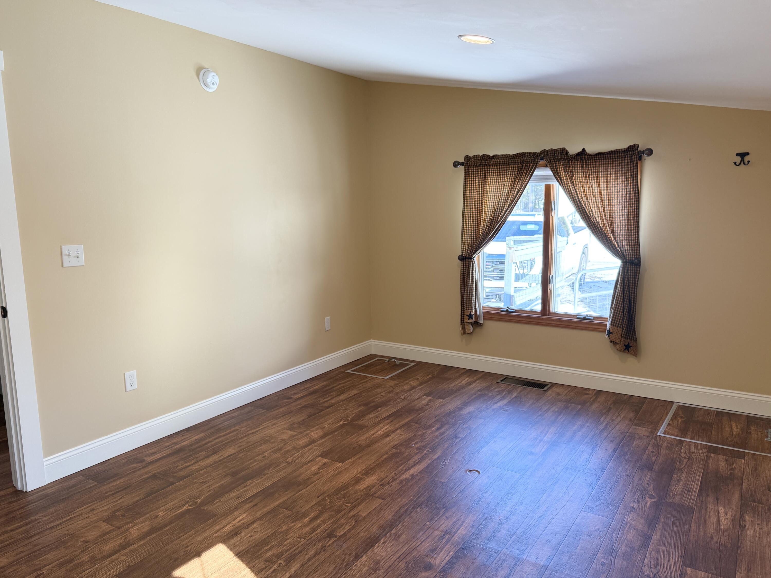 3 Meadow Lane Standish, ME 04084 - Photo 25 of 58 IMG_1469