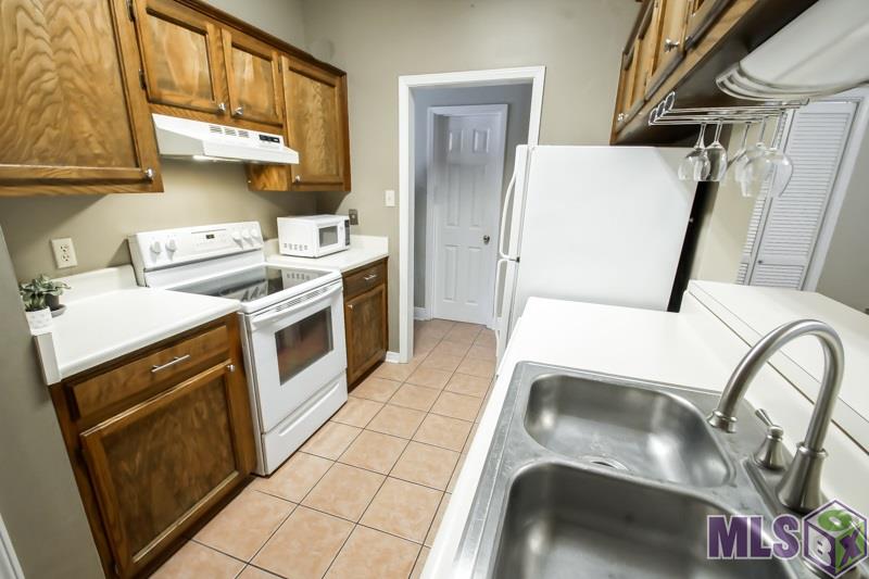 2210 Christian Street, Unit 16 Baton Rouge, LA 70808 - Photo 20 of 24