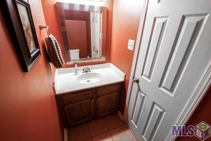 2210 Christian Street, Unit 16 Baton Rouge, LA 70808 - Photo 10 of 24