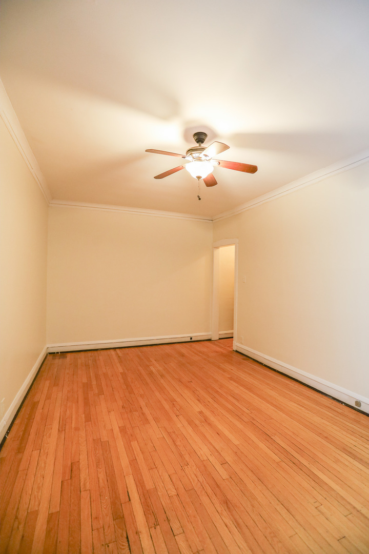 7665 North Sheridan Road, Unit 2B Chicago, IL 60626 - Photo 5 of 13