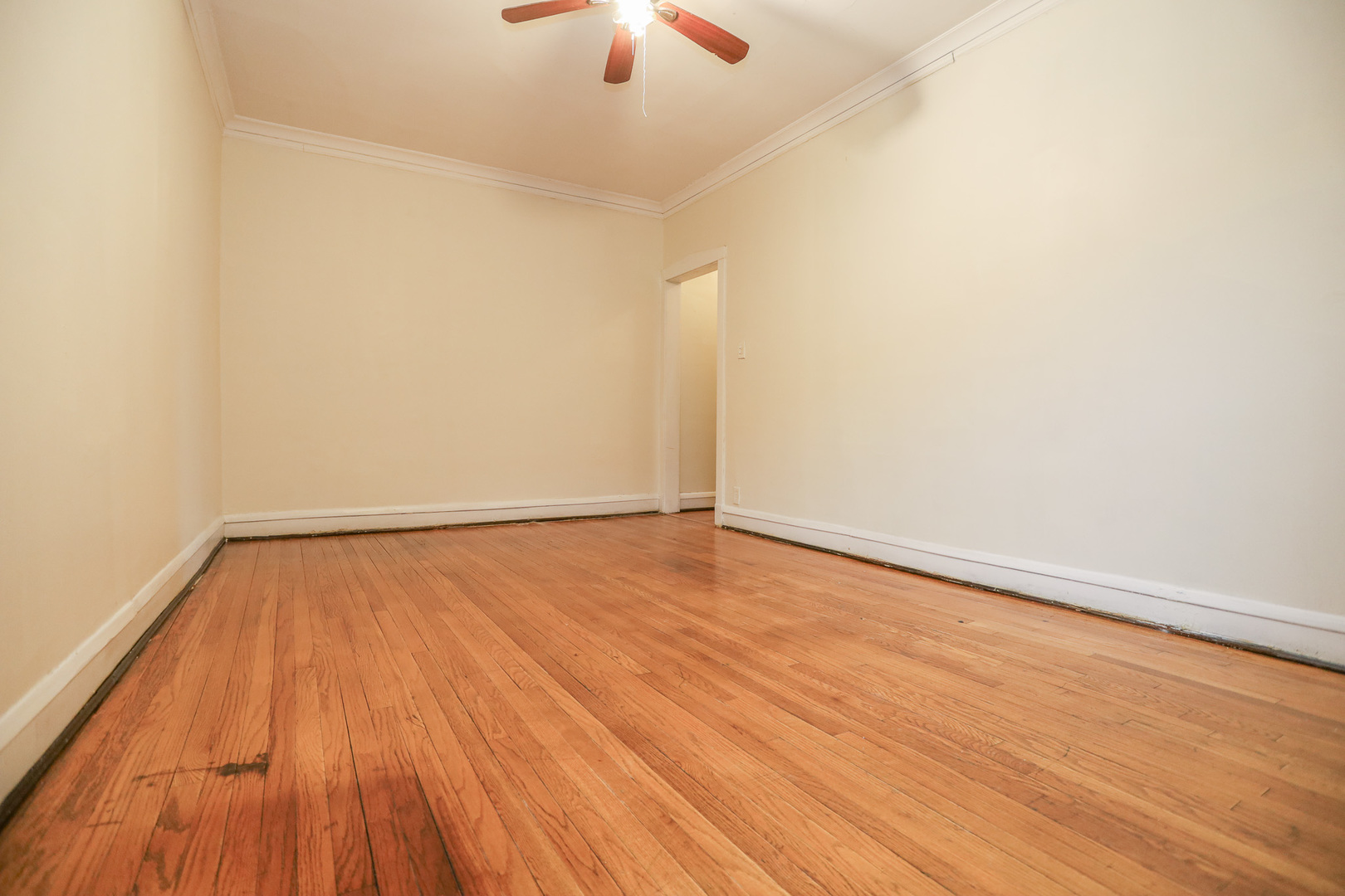 7665 North Sheridan Road, Unit 2B Chicago, IL 60626 - Photo 7 of 13