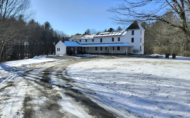 $1,850 | 3 Warren Road, Unit B, Oxford, MA 01537