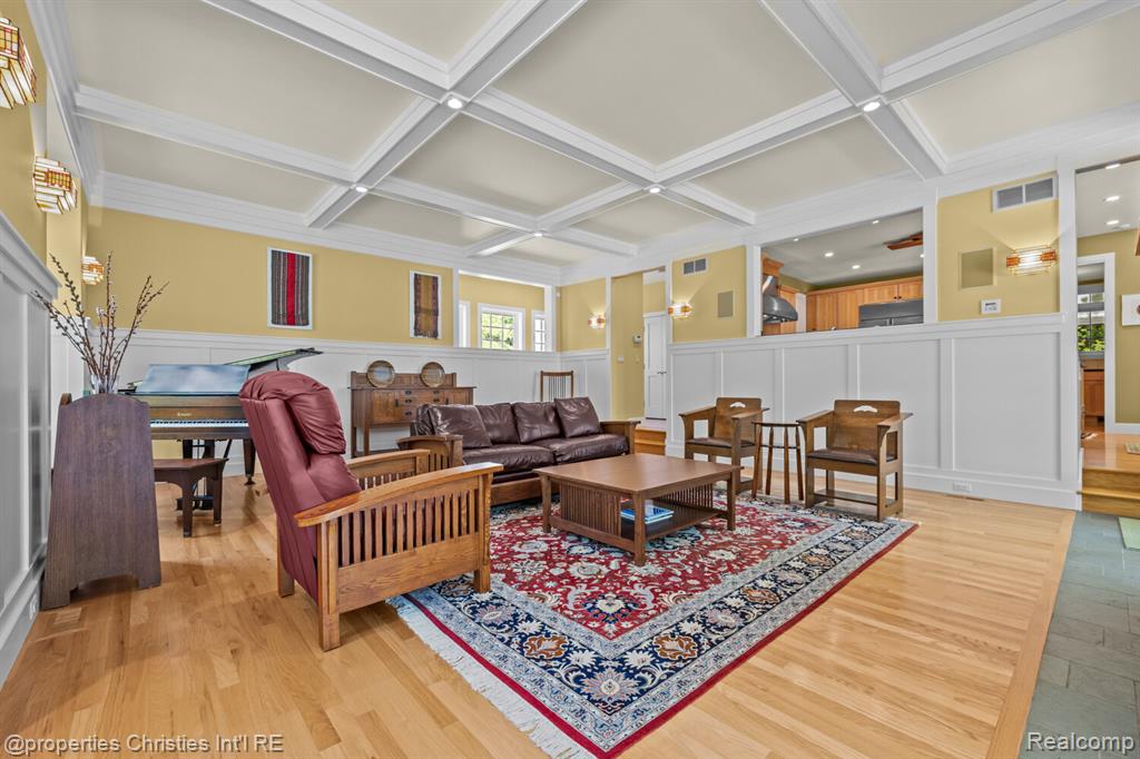 1041 Greentree Road Bloomfield Hills, MI 48304 - Photo 23 of 70