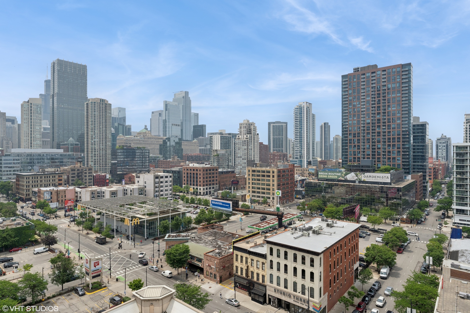 60 West Erie Street, Unit 1302 Chicago, IL 60654 - Photo 18 of 19