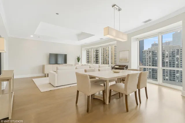 $699,000 | 60 West Erie Street, Unit 1302, Chicago, IL 60654