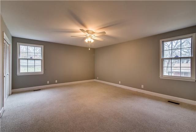 612 Hogan Road Nashville, TN 37220 - Photo 9 of 17 Gallery Image 9