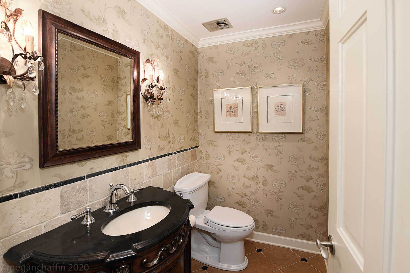 1115 Mohawk Road Wilmette, IL 60091 - Photo 22 of 66 a bathroom with a sink and a mirror