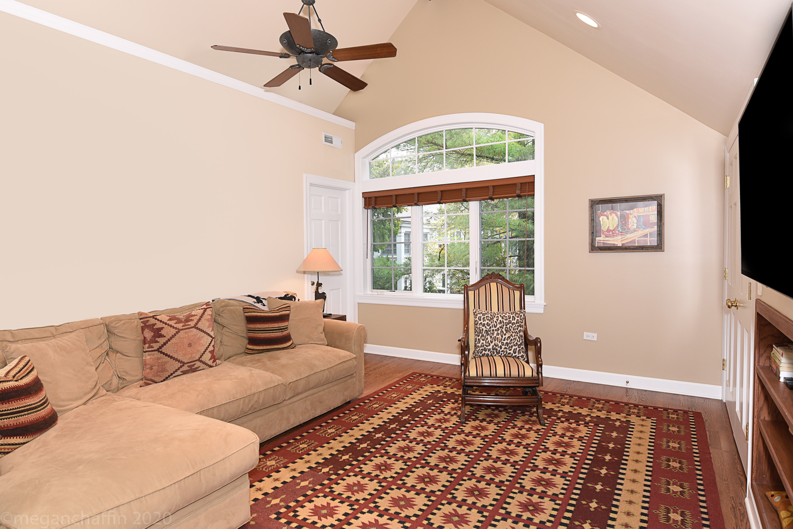 1115 Mohawk Road Wilmette, IL 60091 - Photo 39 of 66 a living room with furniture and a window