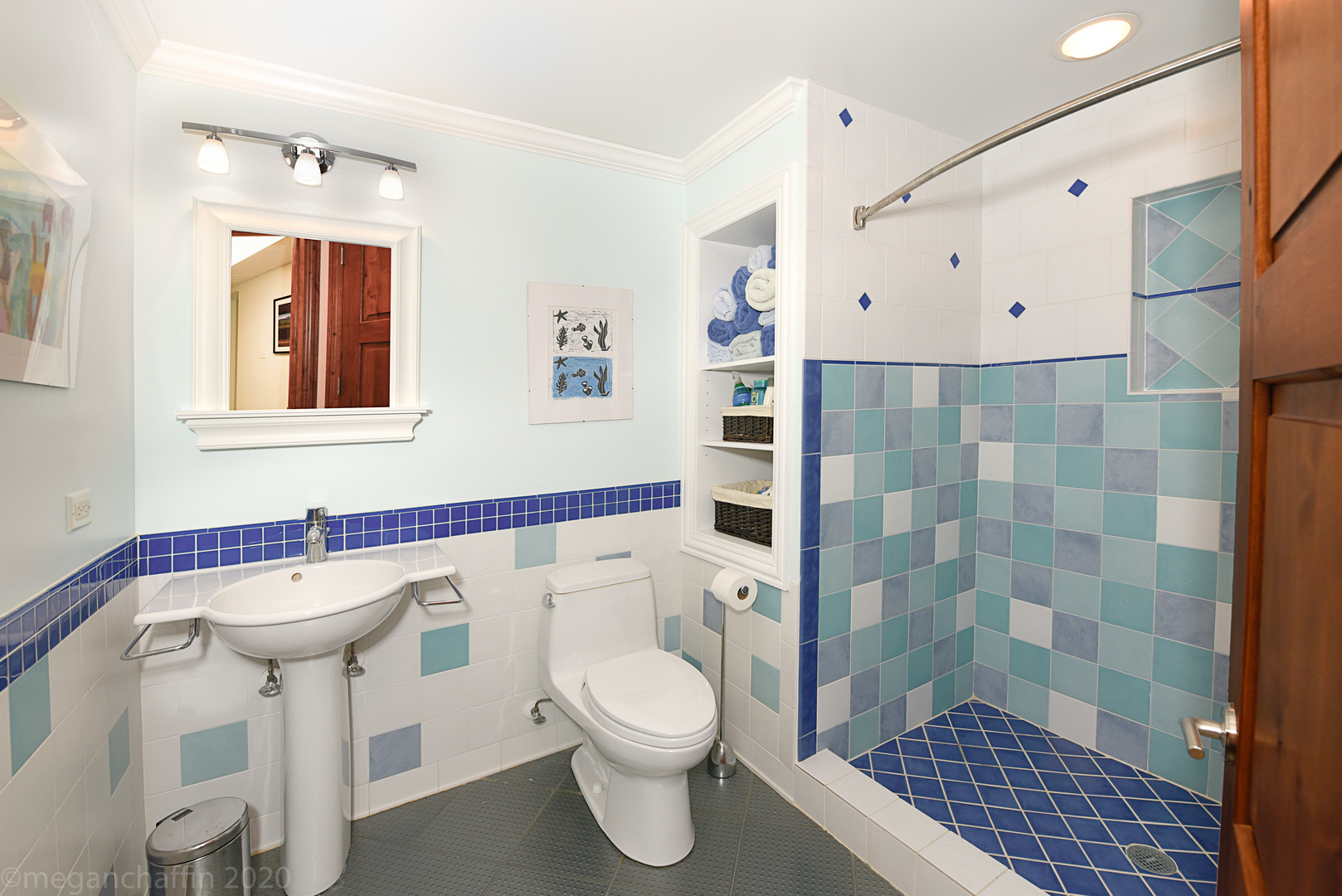 1115 Mohawk Road Wilmette, IL 60091 - Photo 50 of 66 a bathroom with a sink toilet and shower