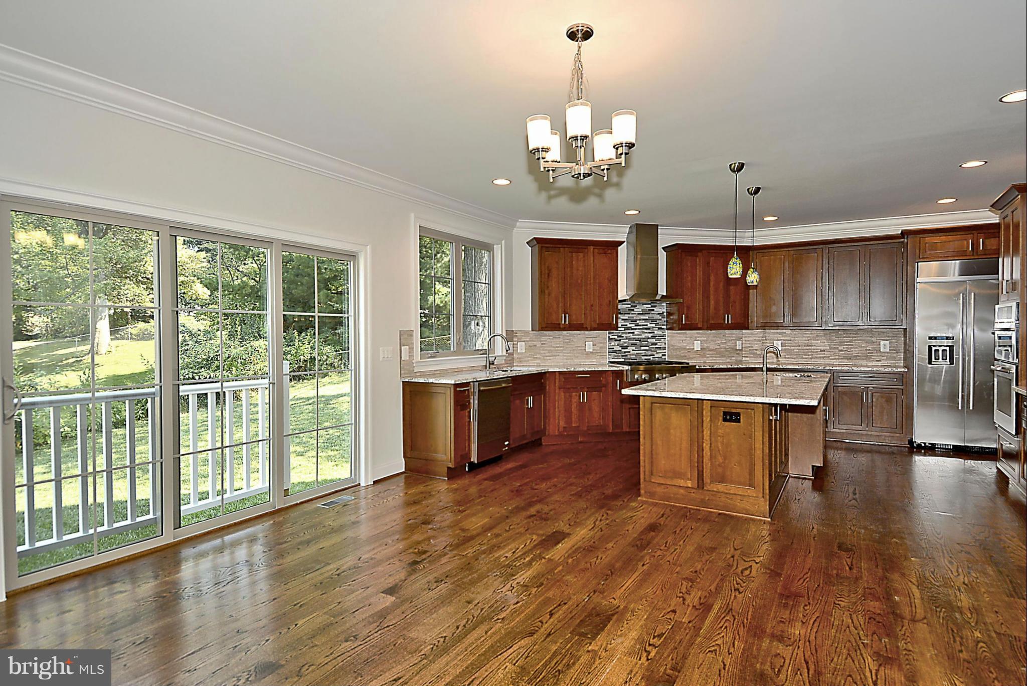 619 Tapawingo Road Southwest Vienna, VA 22180 - Photo 13 of 30 Kitchen