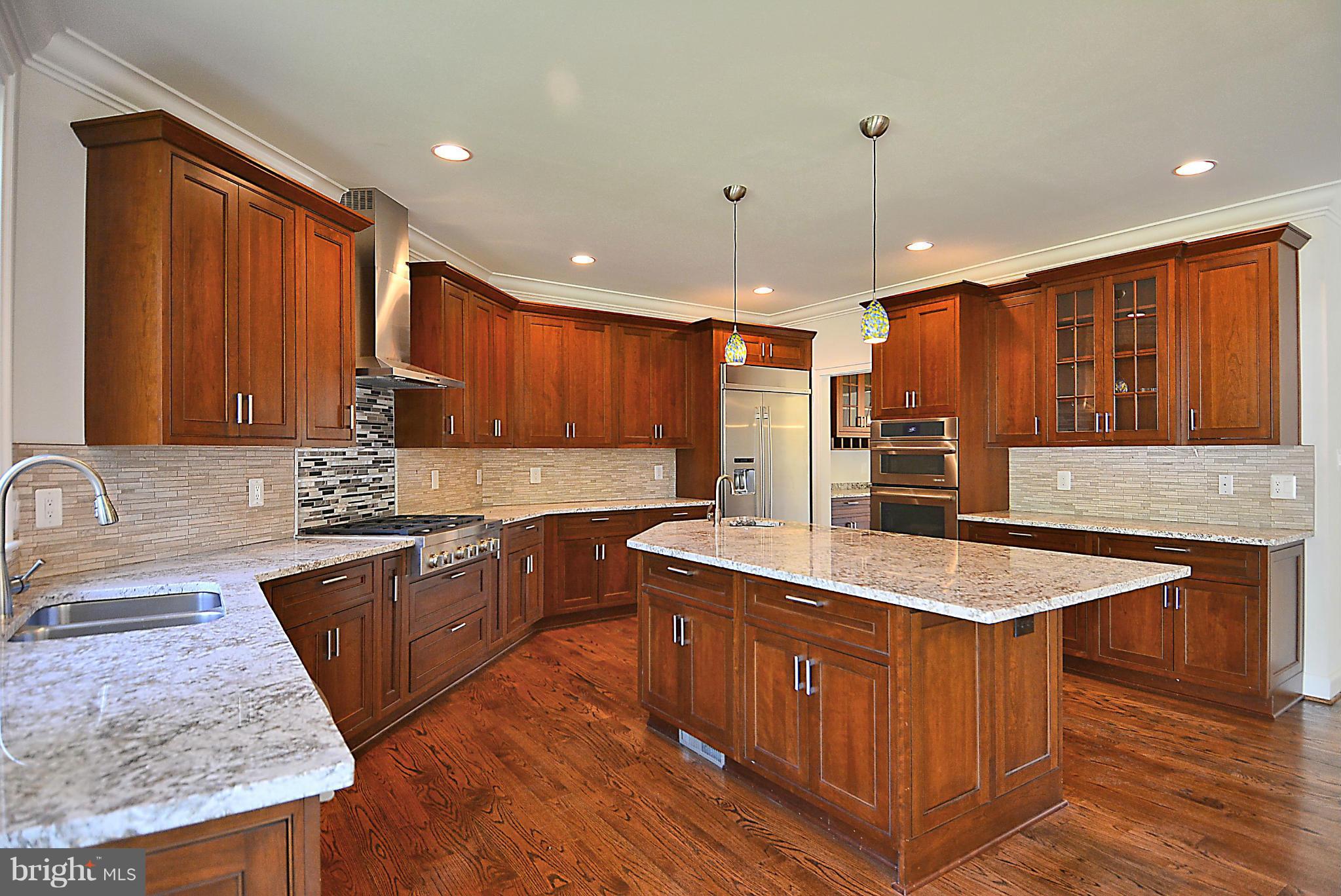 619 Tapawingo Road Southwest Vienna, VA 22180 - Photo 15 of 30 Kitchen