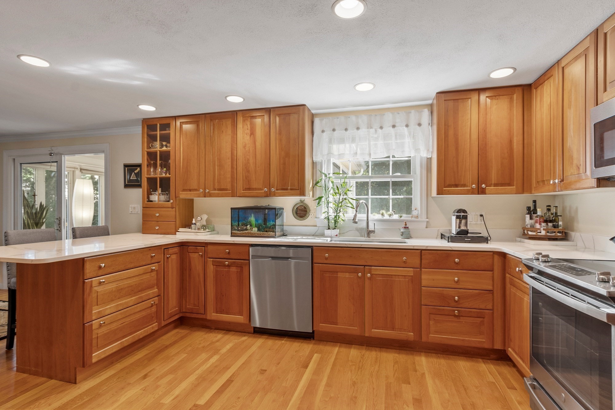 27 3rd Street Maynard, MA 01754 - Photo 6 of 42 Gallery Image 6