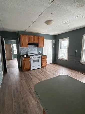 $2,300 | 34 Enterprise Street, Unit 2, Brockton, MA 02301