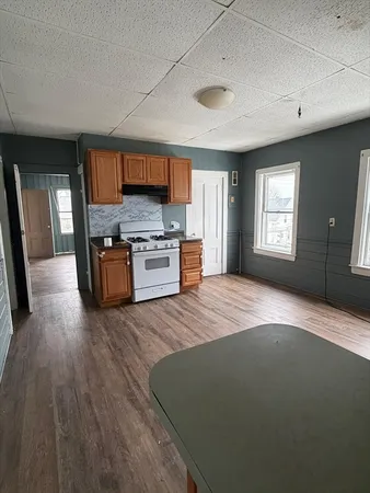 $2,300 | 34 Enterprise Street, Unit 2, Brockton, MA 02301