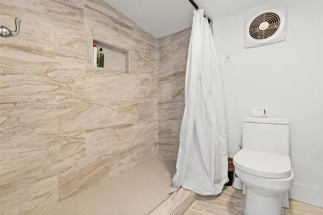 $995,000 | 2946 Southwest 26th Street, Miami, FL 33133