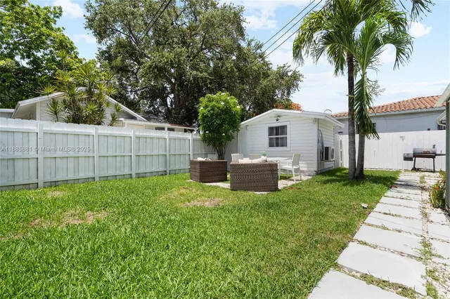 $995,000 | 2946 Southwest 26th Street, Miami, FL 33133