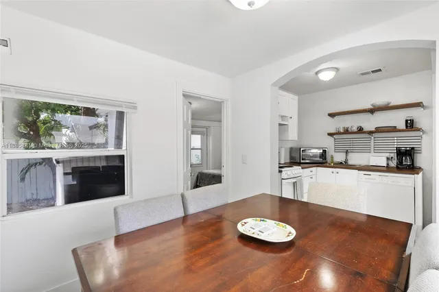 $995,000 | 2946 Southwest 26th Street, Miami, FL 33133