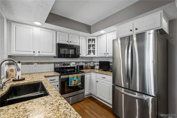 $369,000 | 5376 Village Station Circle, Clarence, NY 14221