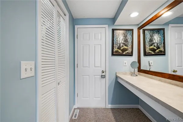 $369,000 | 5376 Village Station Circle, Clarence, NY 14221